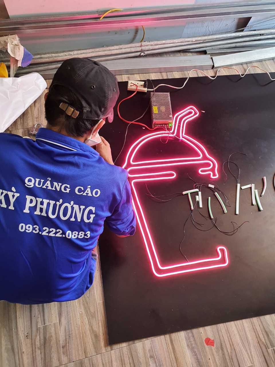 Chữ Neon Sight